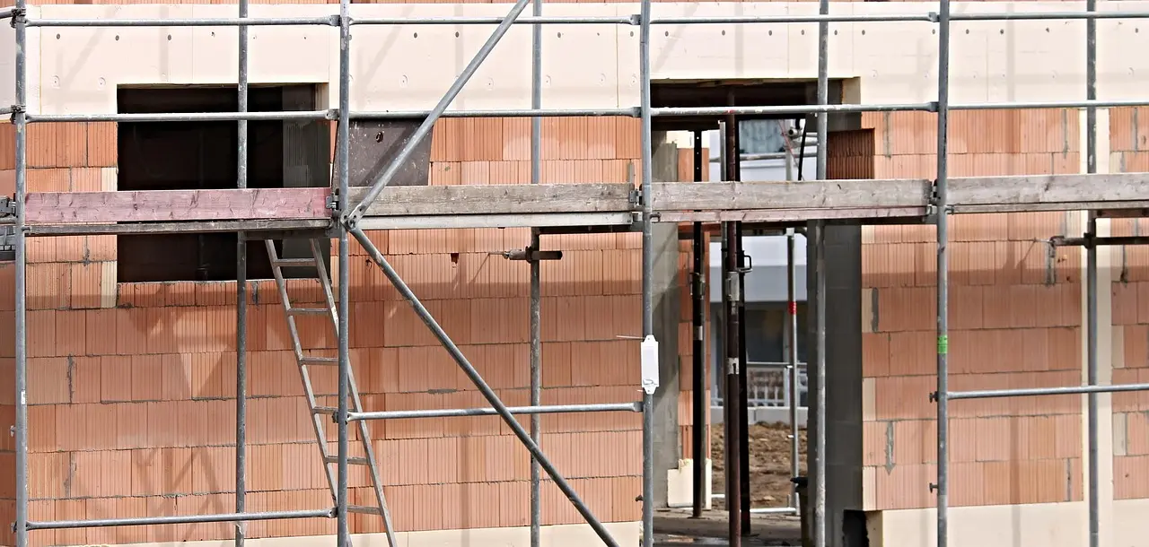 How do you insulate the walls?
