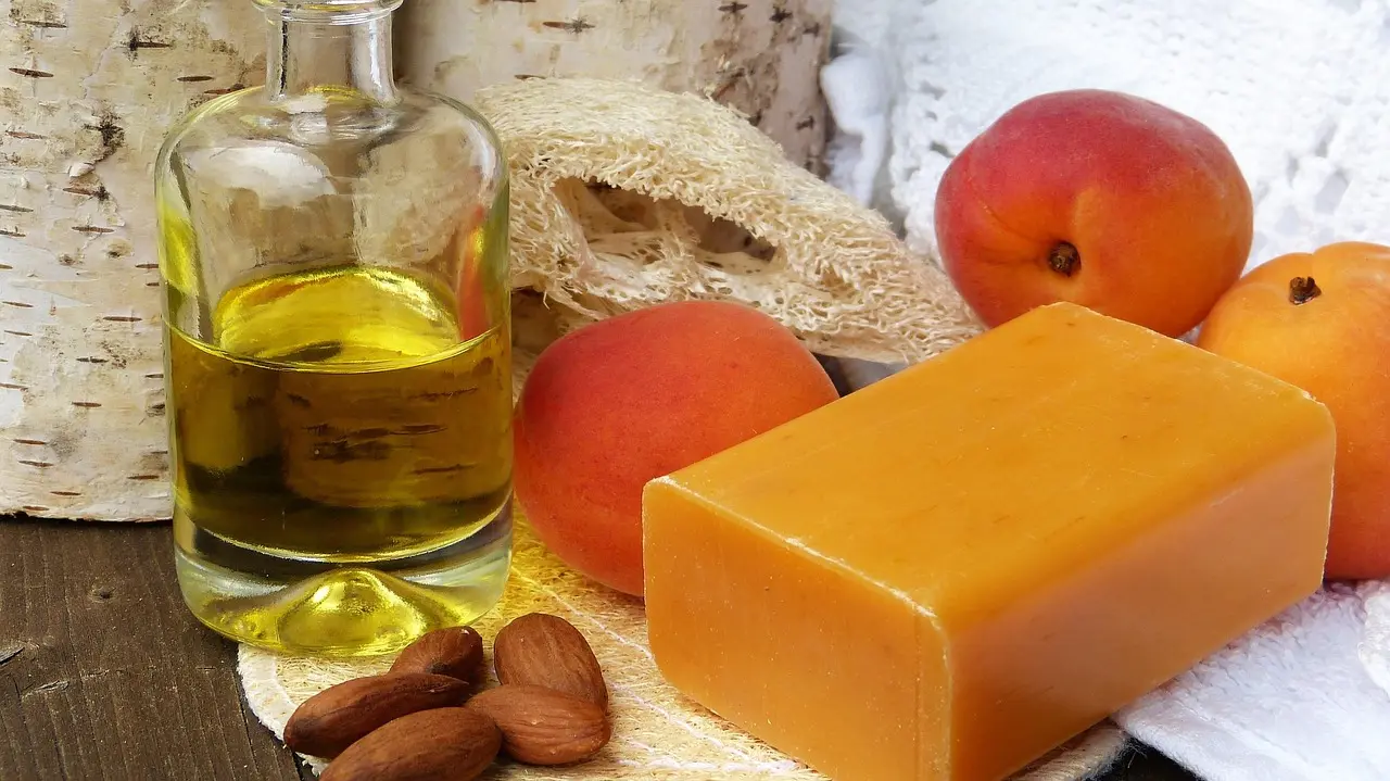 Choose Oil Soap if… / Choose pH-Neutral Cleaner for Hardwood Floors if…