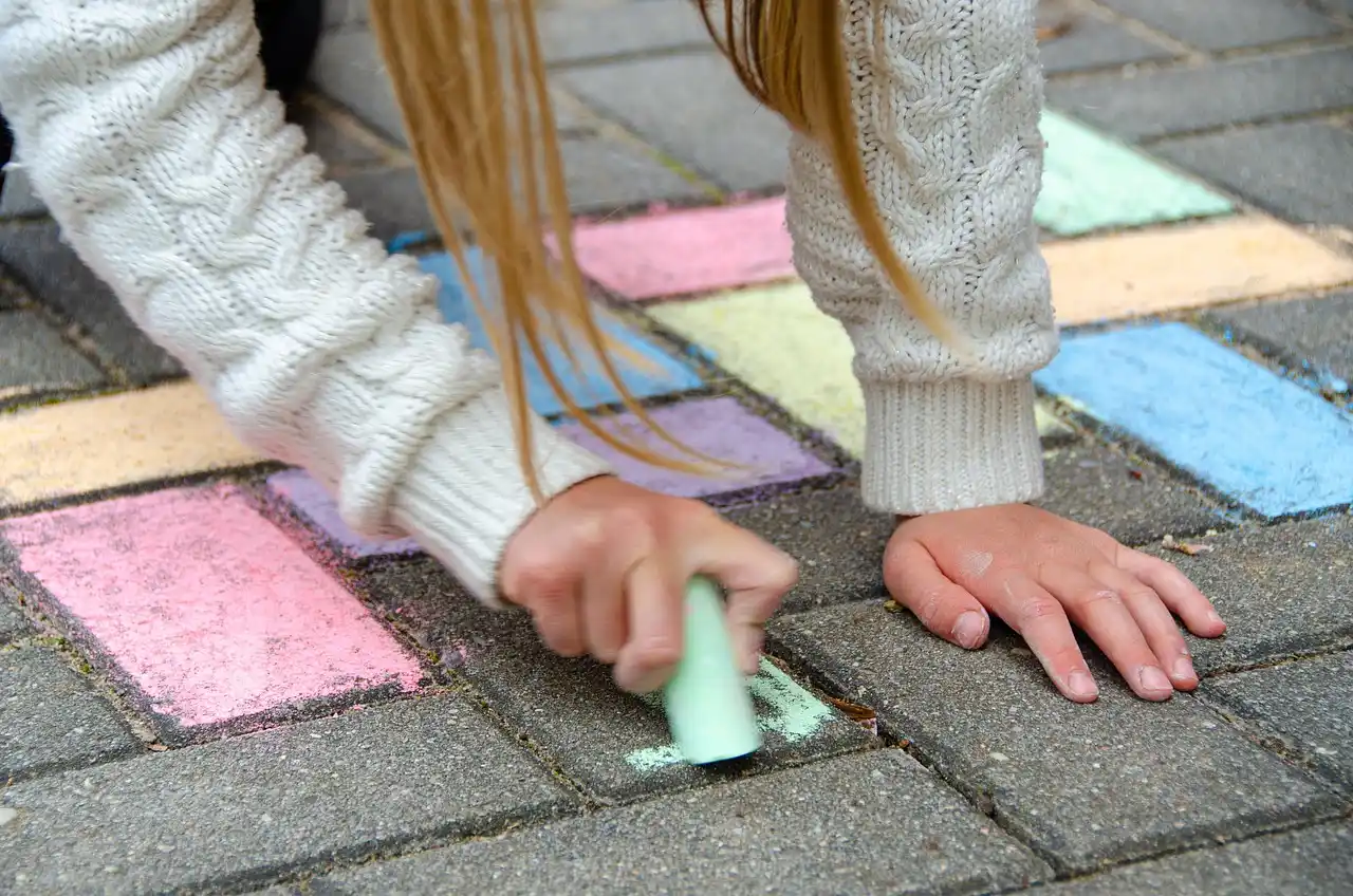 Why chalk paint cracks